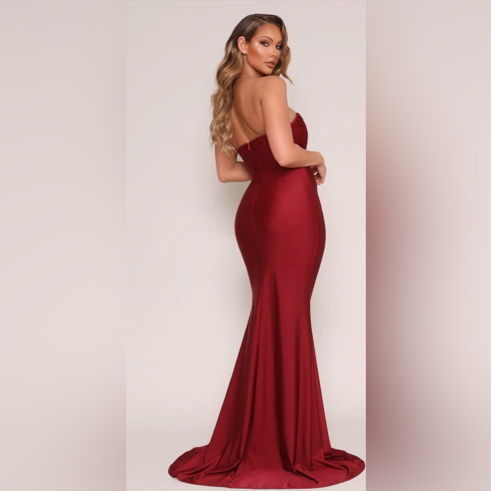New never worn gorgeous gown!